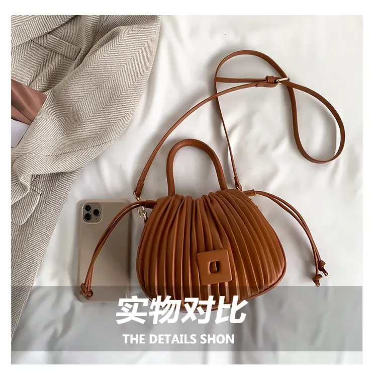 Light Green Pleated Shoulder Bag for Women — feature 5