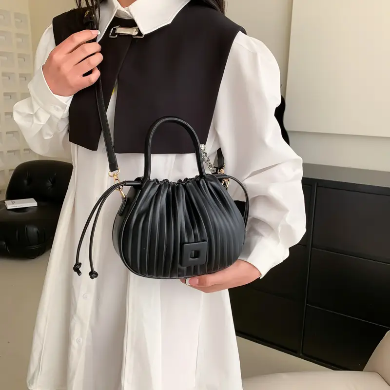 Light Green Pleated Shoulder Bag for Women - Image 4