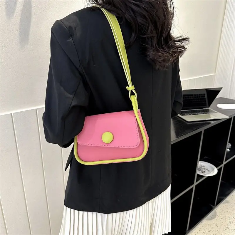 Women's Textured Shoulder Bag 2026 New Style - Image 4