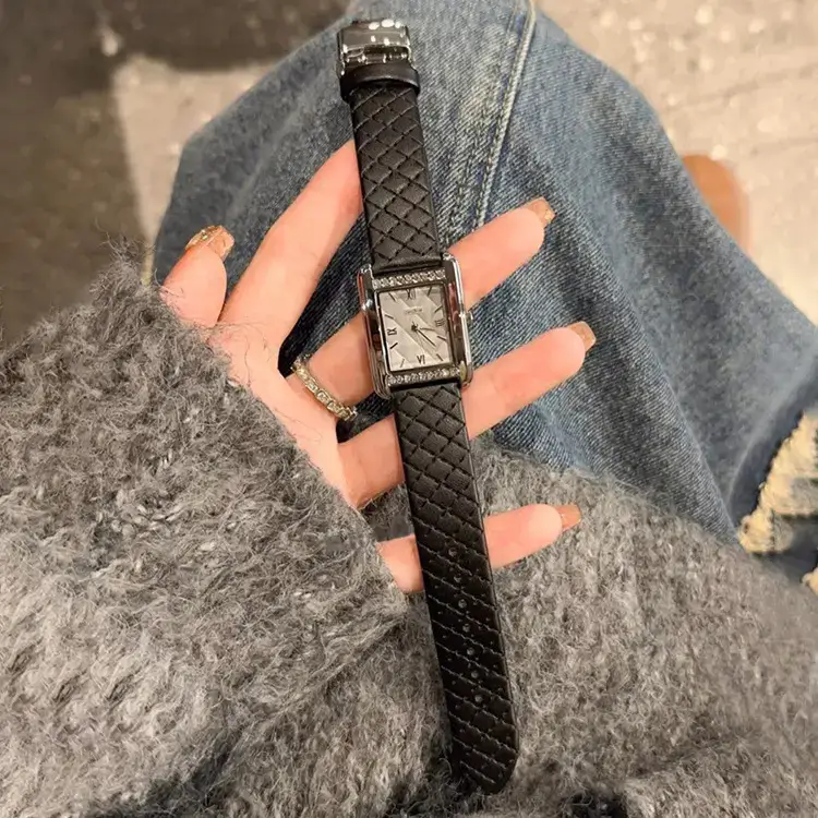 Bobobird Diamond Studded Women's Watch Black Leather Band — feature 7