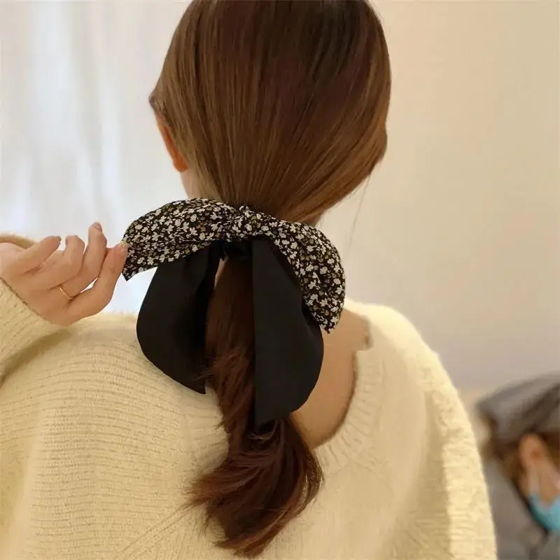 Black Patterned Low Ponytail Hair Band for Women - Image 7