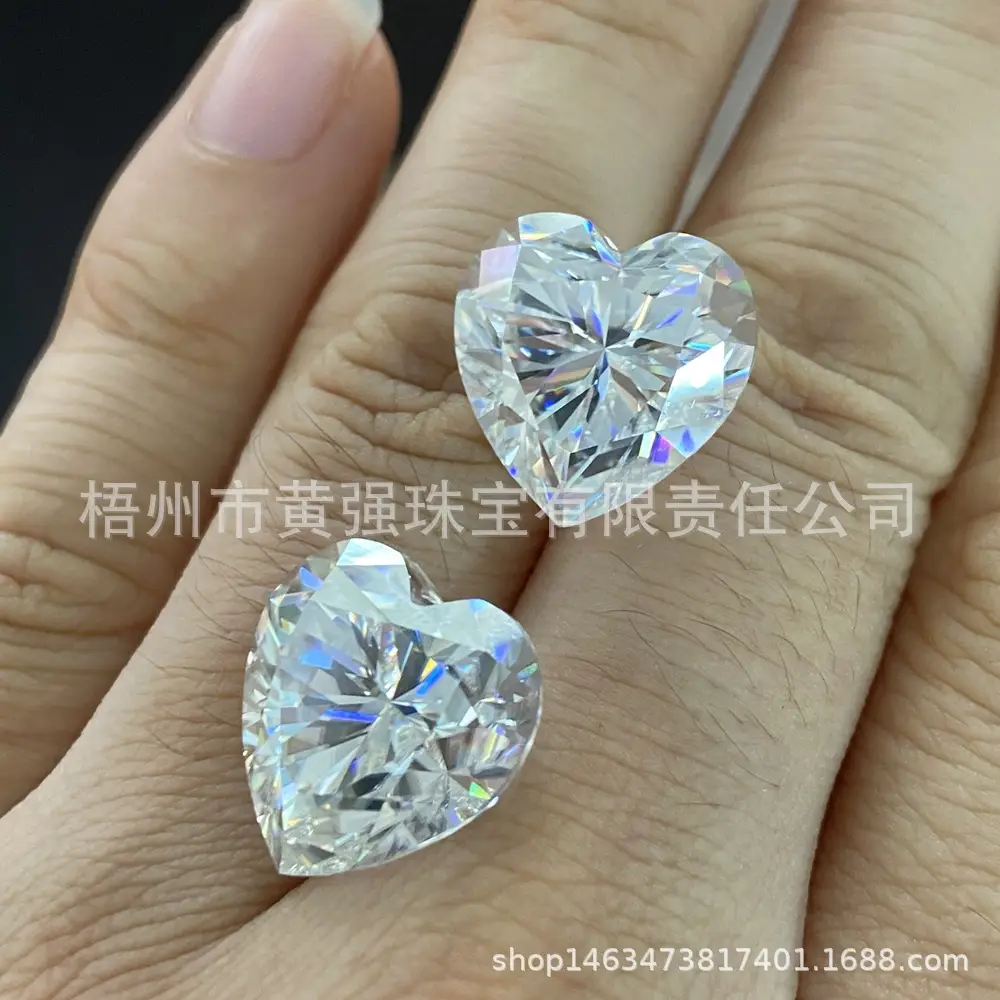 heart moissanite (18).JPG