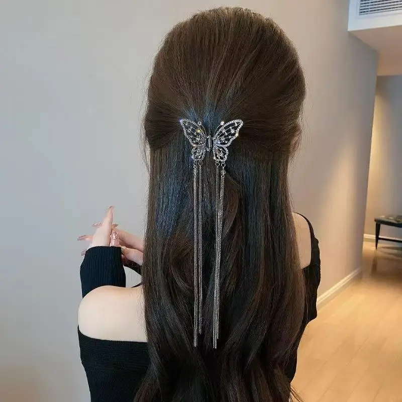 Elegant Butterfly Hairpin with Wings for Women — feature 2