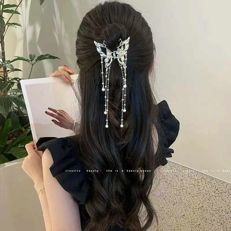 Elegant Butterfly Hairpin with Wings for Women — feature 3