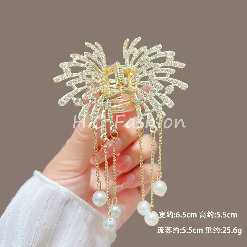 Elegant Butterfly Hairpin with Wings for Women — feature 33