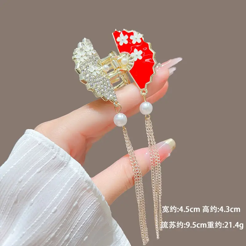 Elegant Butterfly Hairpin with Wings for Women — feature 34