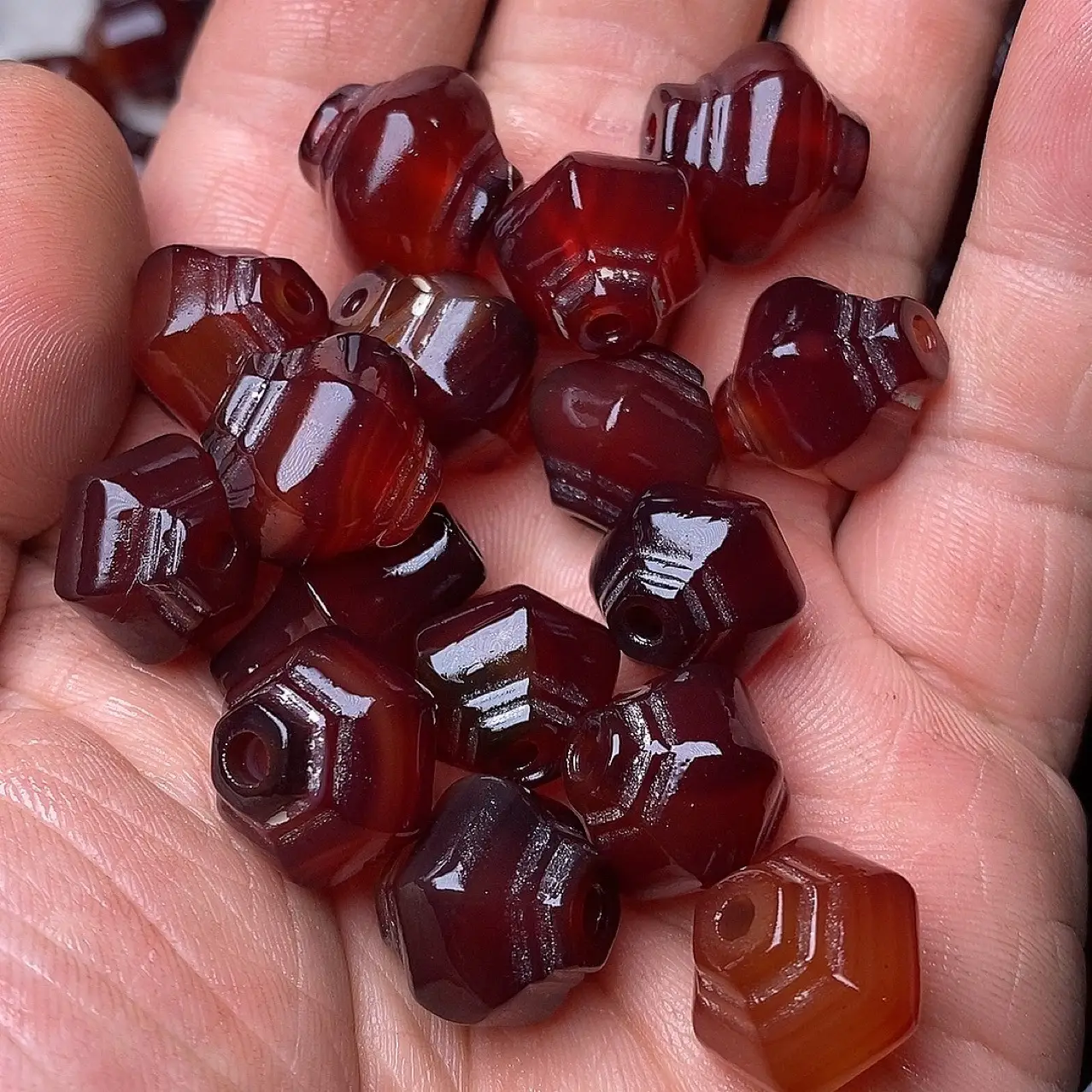 Natural Agate Red Hexagonal Loose Beads - Image 4