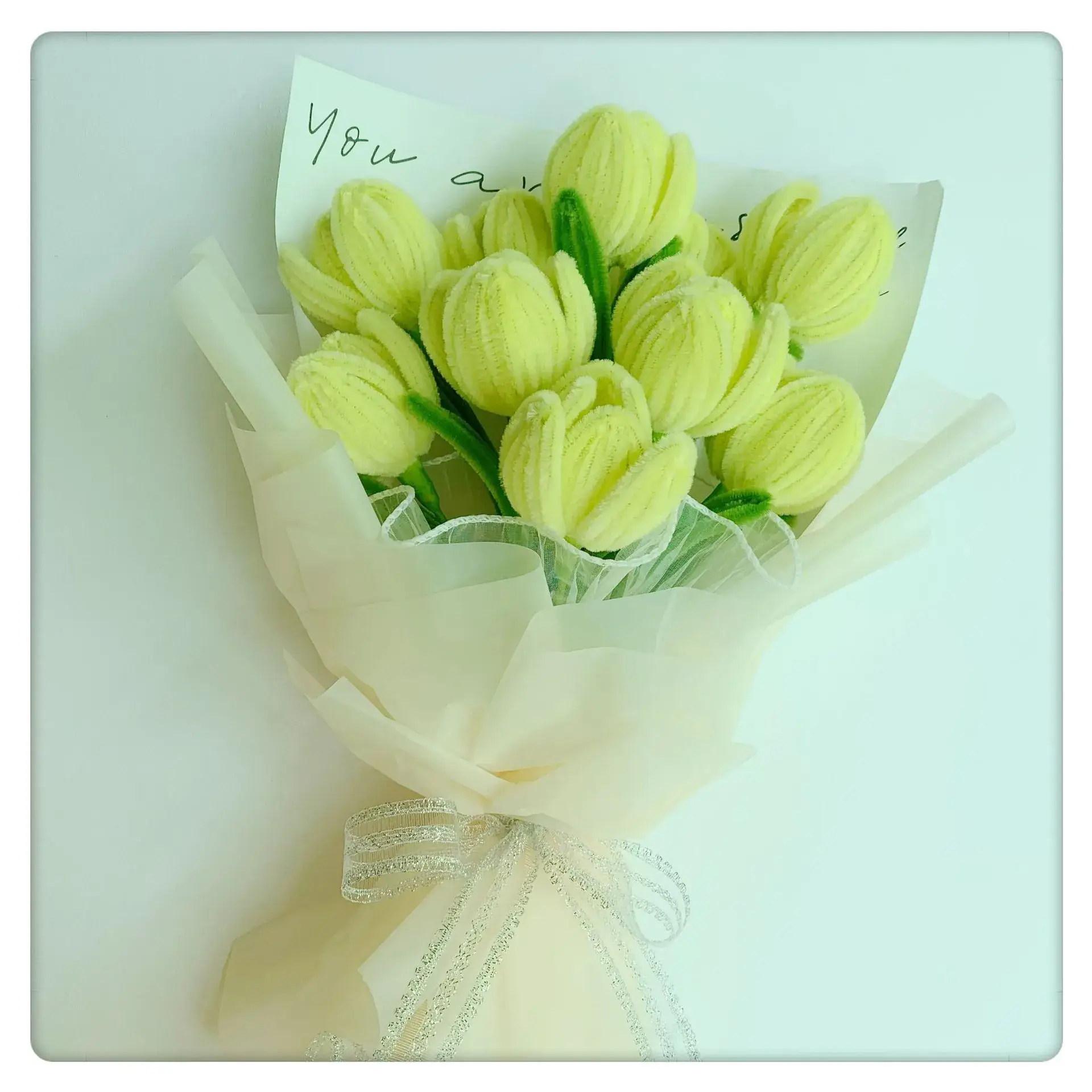 TK32 light egg yolk tulip suit (200 light yellow +100 moss green + 30cm flower pole 30+10 size Tape 3)