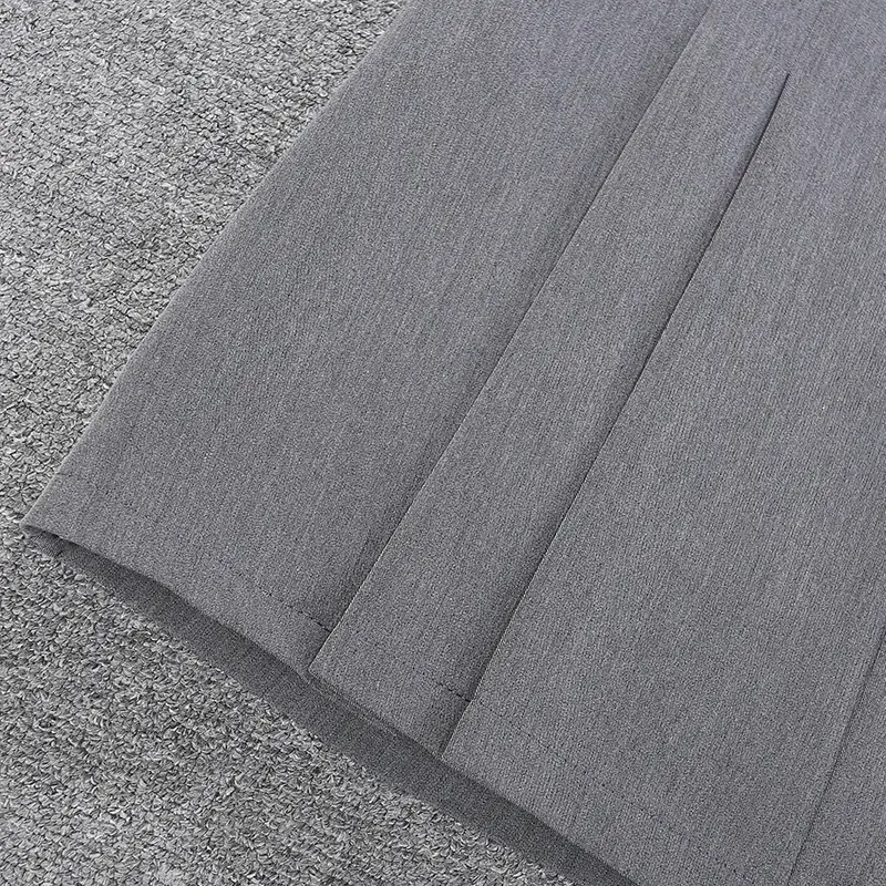 Women Grey Pleated Skirt with Belt — feature 9