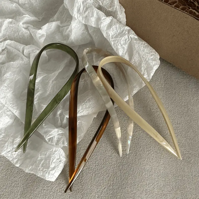Elegant U-Shaped Hairpin for Girls in Green Brown Cream