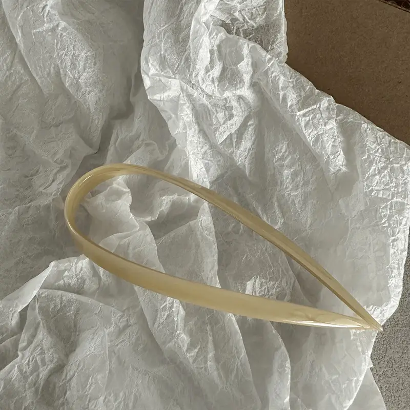 Elegant U-Shaped Hairpin for Girls in Green Brown Cream — feature 7