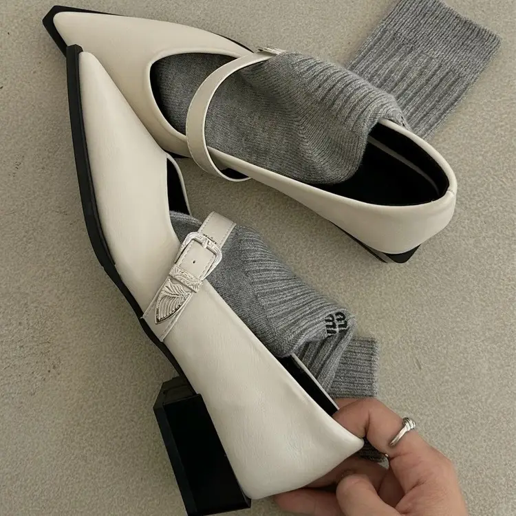 Pointed Toe French Style Mary Jane Shoes Women's Black White