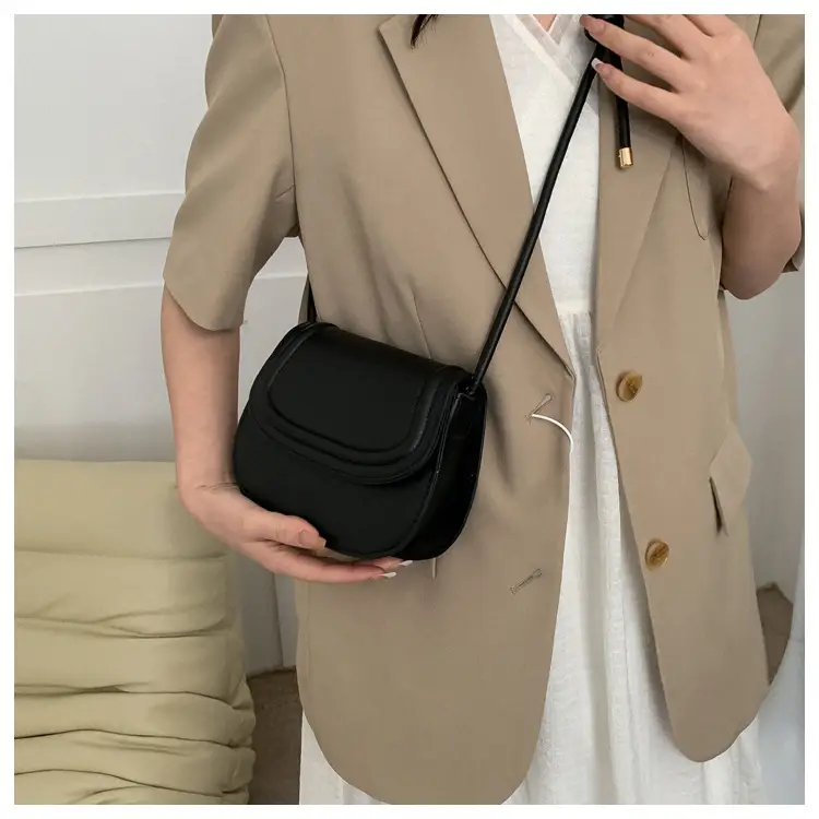 Women's White Grey Crossbody Bag 2023 Spring — feature 11