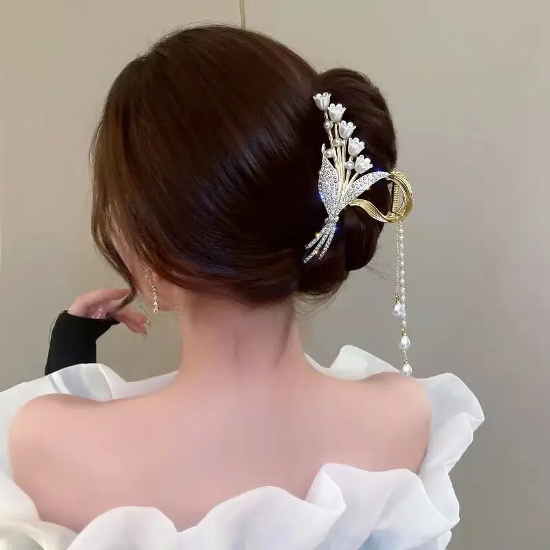 Gold Sparkly Orchid Ear Hairpin for Women — feature 2