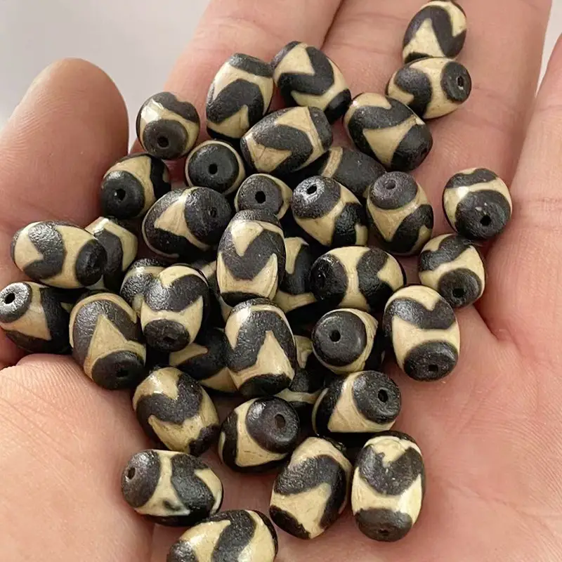 Natural Agate High Oil Antique Teeth Beads 10x14mm - Image 2