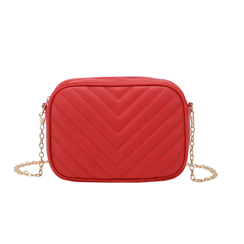 Red Quilted Chain Shoulder Bag for Women - Image 10