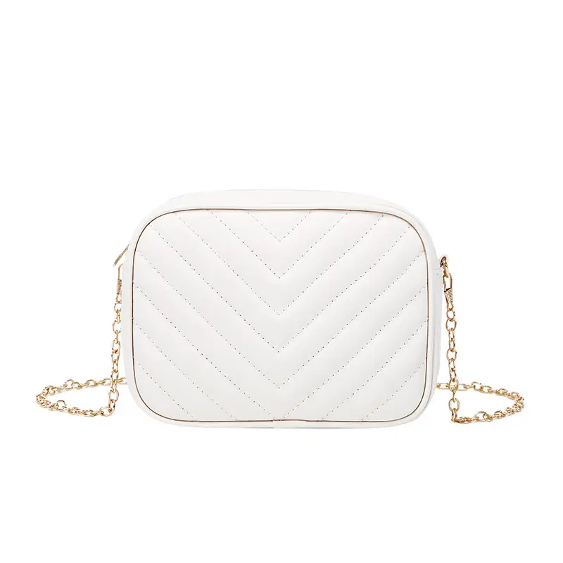 Red Quilted Chain Shoulder Bag for Women - Image 12