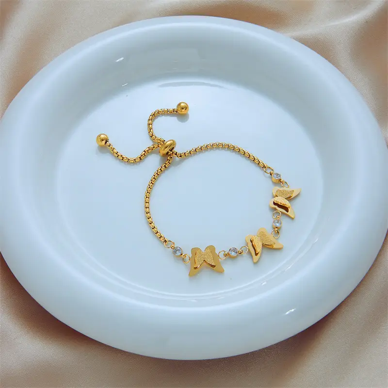 Retro Gold Butterfly Chain Bracelet for Women