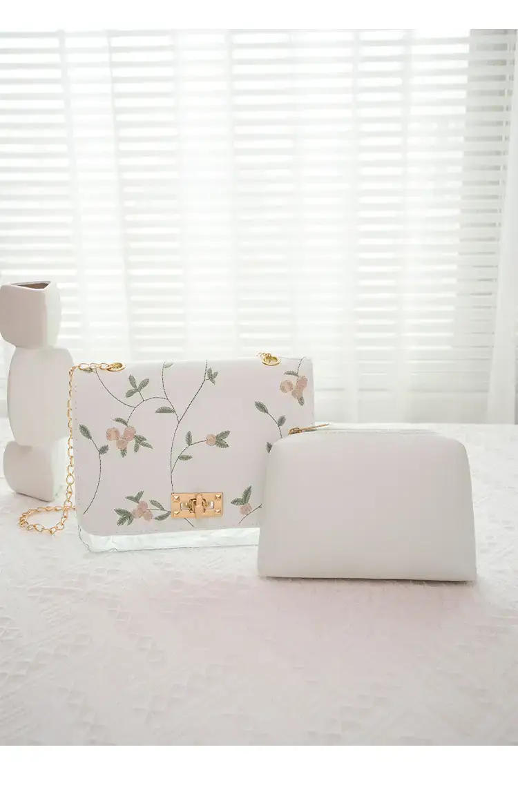 White Antique Embroidered Shoulder Bag with Chain — feature 5