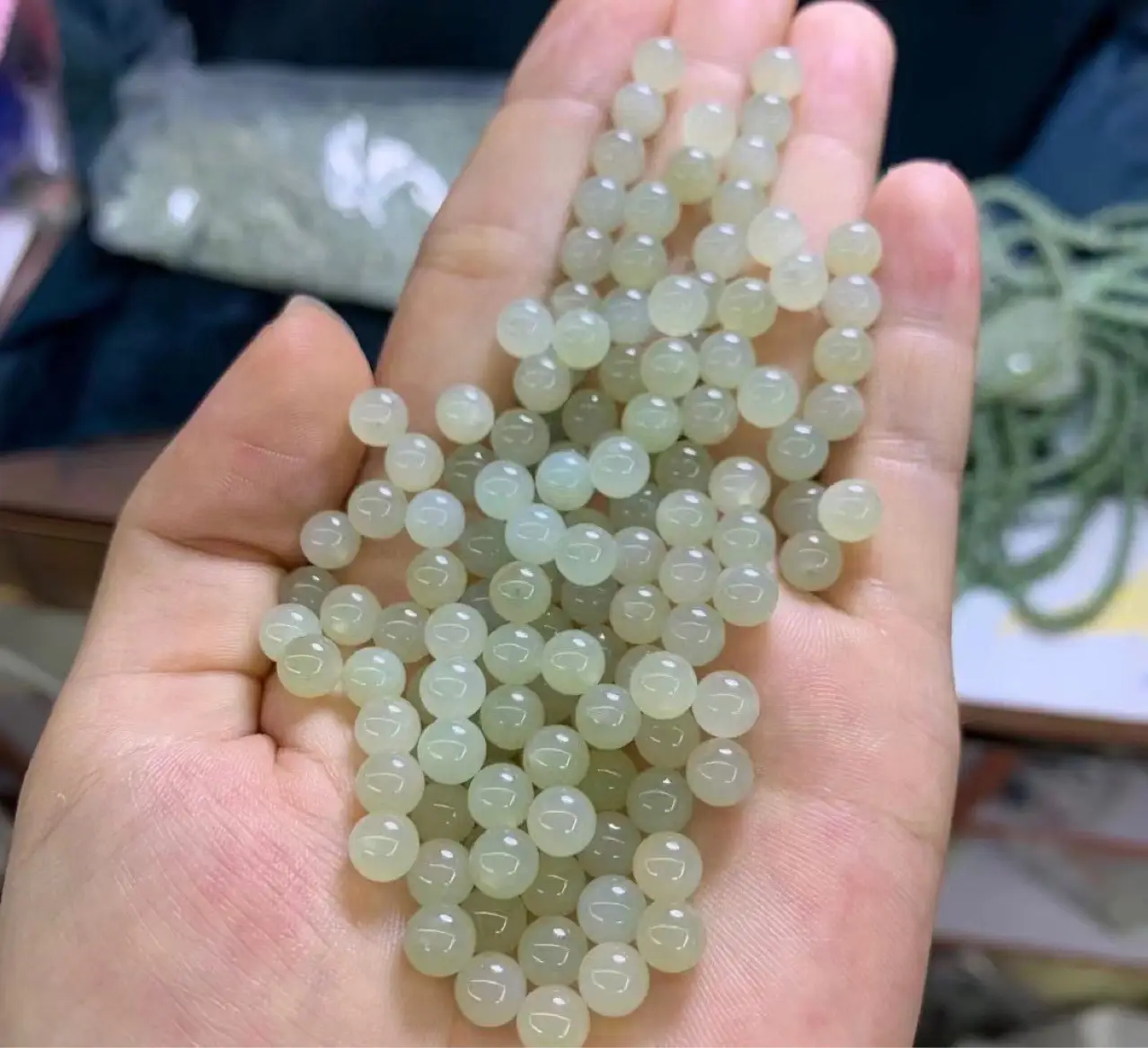 Hetian Jade Round Beads 6mm Loose Jewelry — feature 1