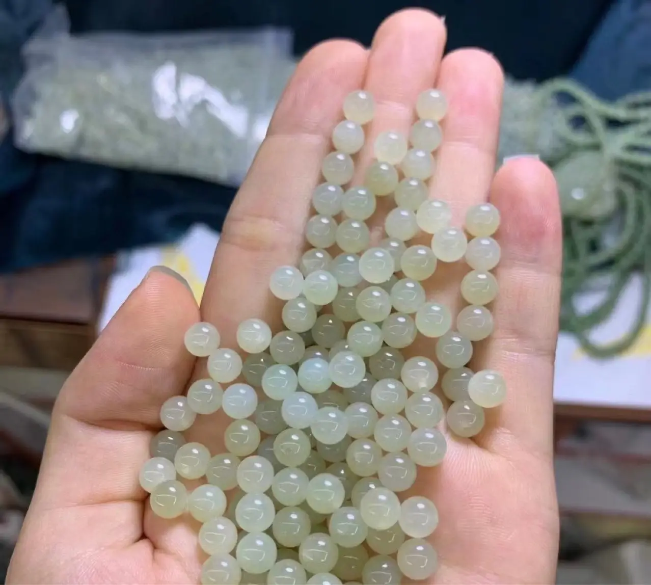 Hetian Jade Round Beads 6mm Loose Jewelry — feature 3