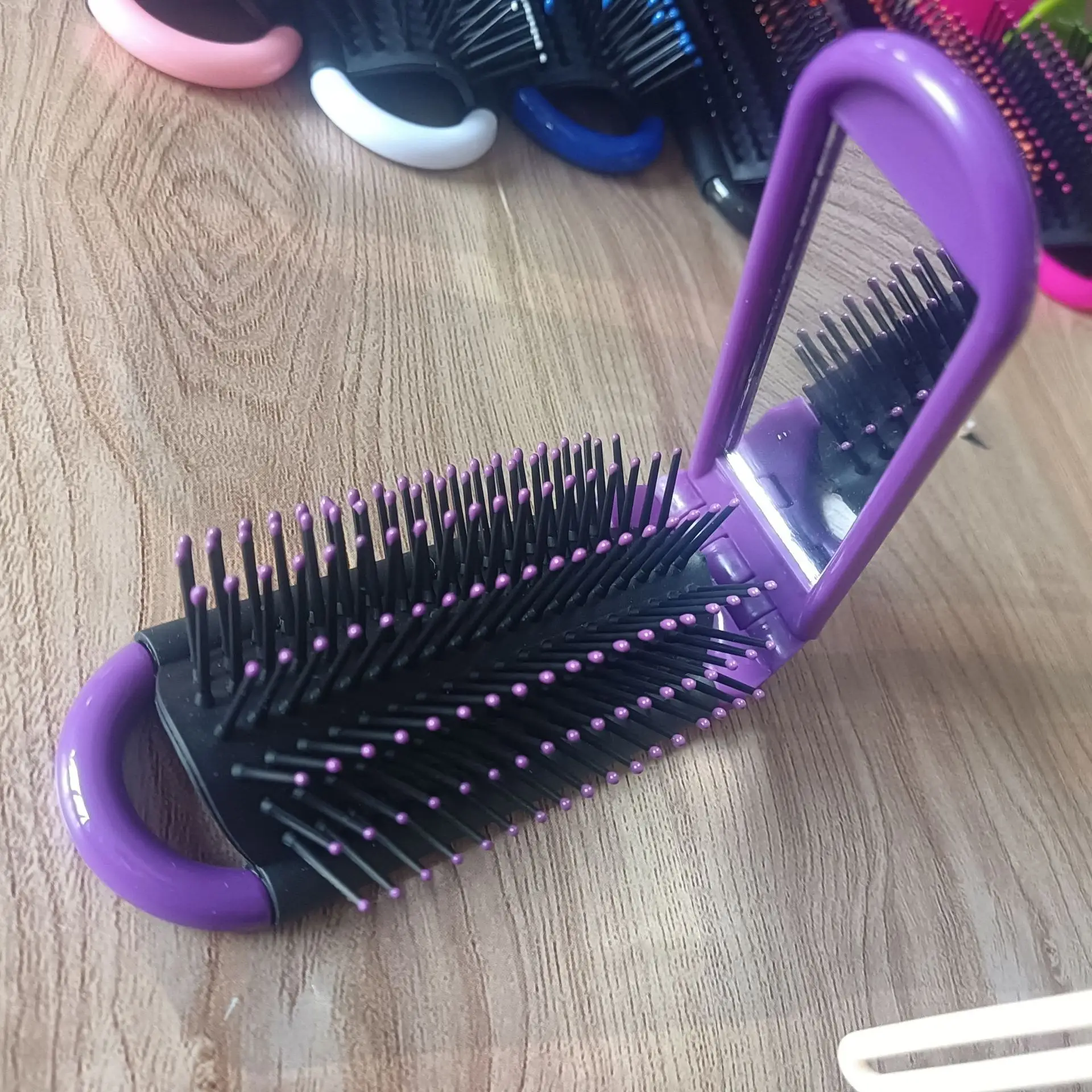 Folding Hair Brush for Women Kids Portable Comb — feature 11