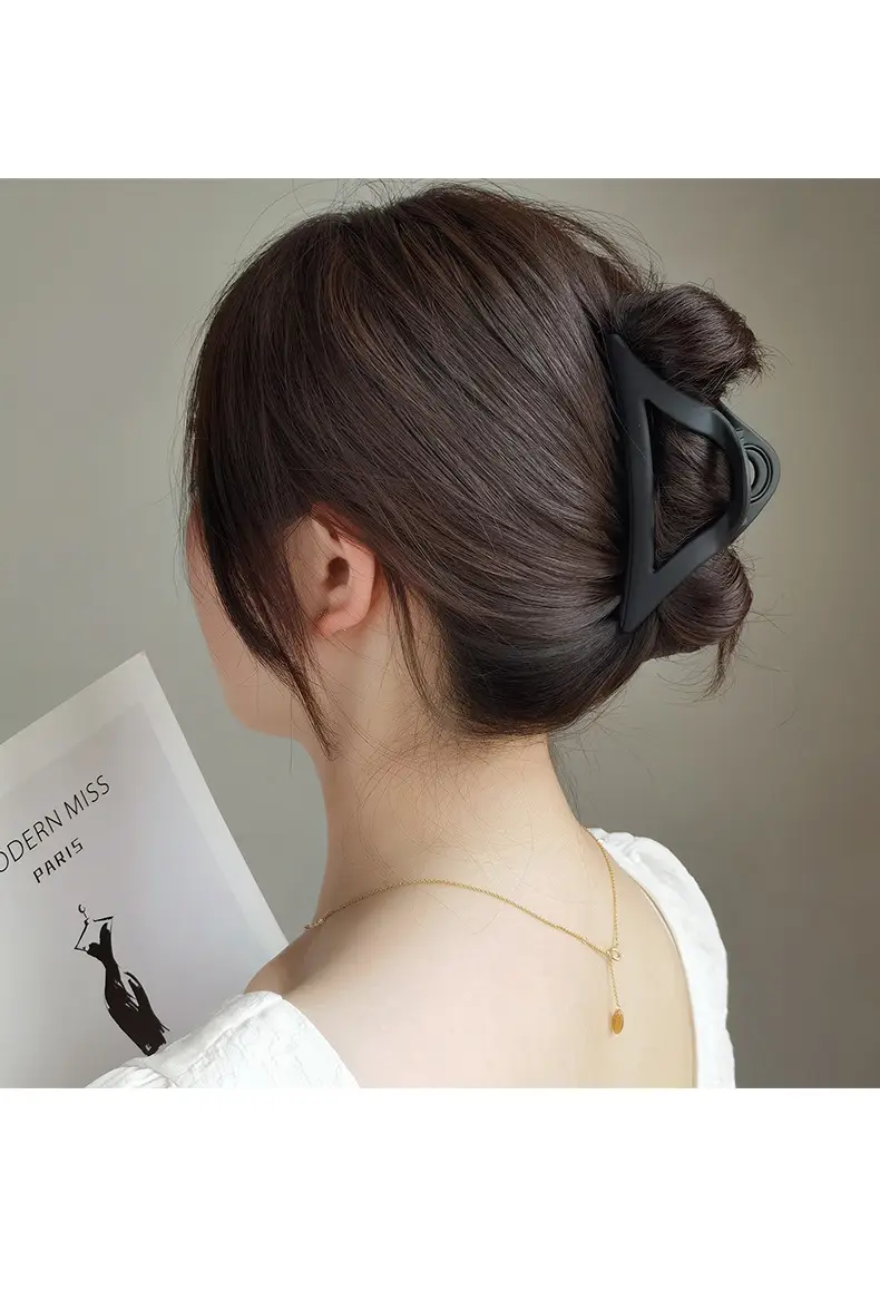 Simple Frosted Triangle Hair Grab Clip Women's Fashionable Back Head Hairpin — feature 21