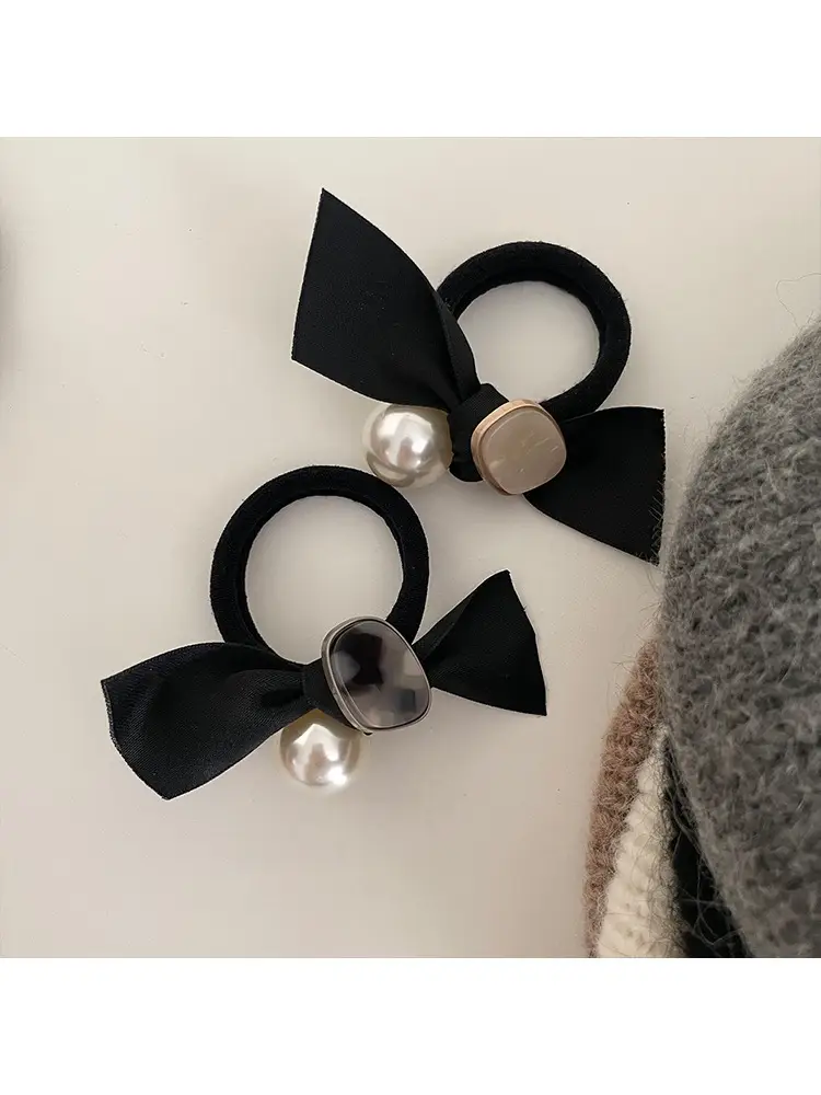 Vintage Pearl Bow Hair Tie for Women — feature 2