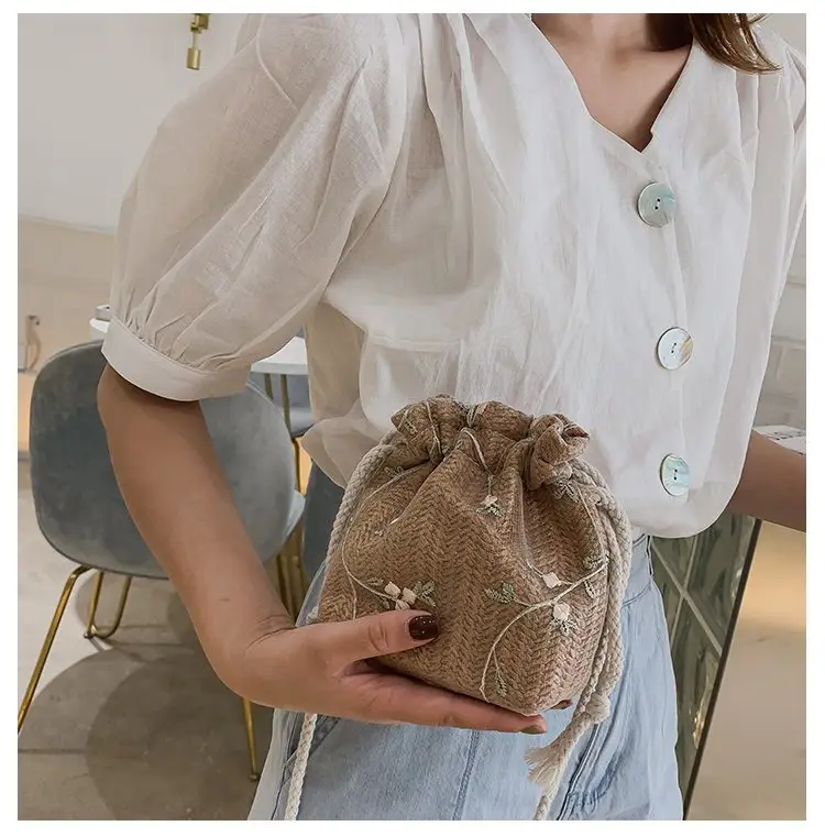 Crossbody Bag for Girls 2026 New Trendy Straw Woven Mini — feature 13