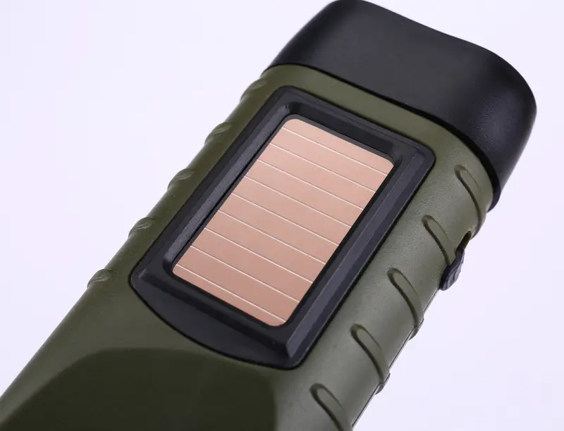 Solar Hand-Crankled Emergency Light Outdoor Camping Flashlight — feature 4