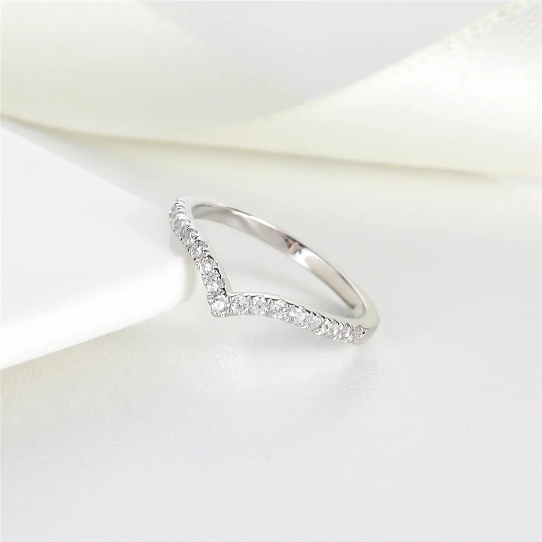 S925 Silver V-Shape Diamond Ring for Women - Image 8