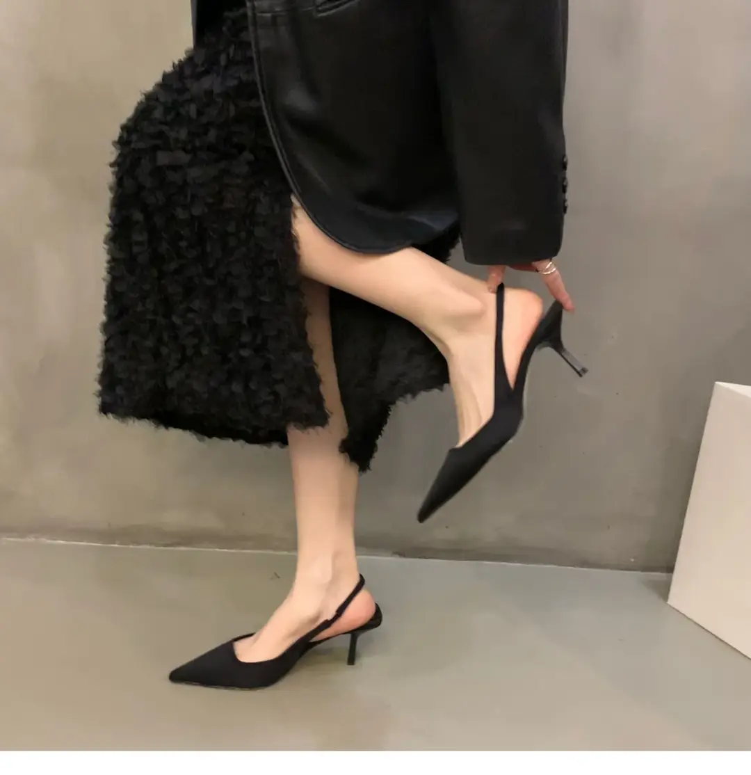 French High Heel Black Toe Sandals Fairy Shoes 2023 Spring and Summer Niche High-End Satin Pointed Shoes — feature 6
