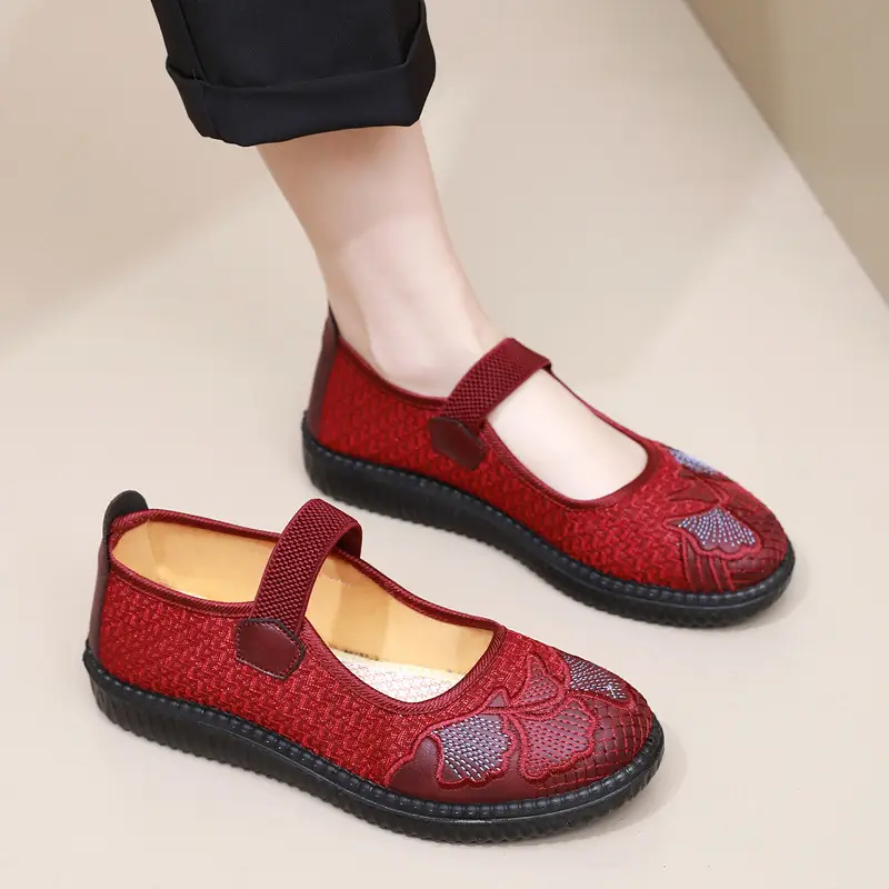 Spring New leap moon old men's shoes old Beijing cloth shoes women's non-slip soft bottom mother's shoes retro middle-aged and elderly milk shoes - Image 6
