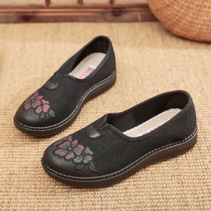 Red Floral Slip-On Shoes for Women, Non-Slip Soft Sole Comfortable