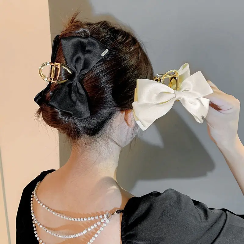 White Deer Bow Hair Clip for Women Autumn Winter - Image 4