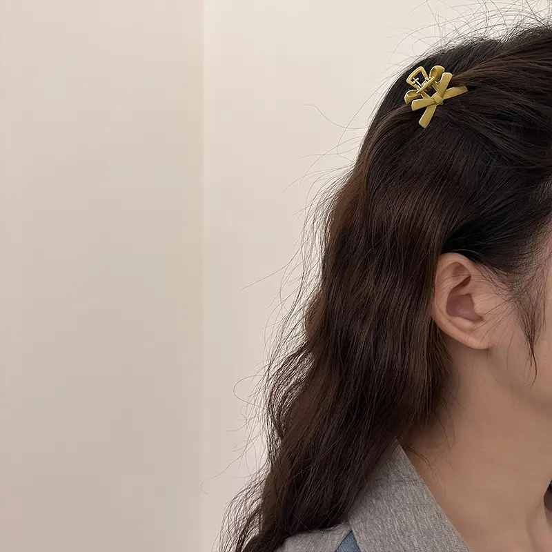 Black Broken Hairpin Bow Clip for Girls - Image 7