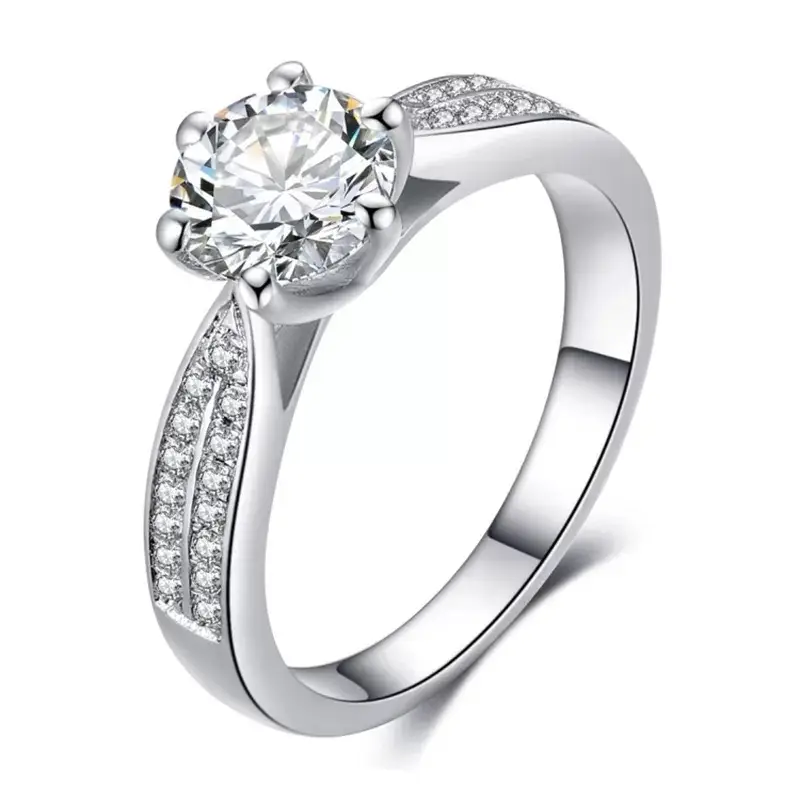 Starlight Queen Six-Claw Diamond Ring for Women - Image 24