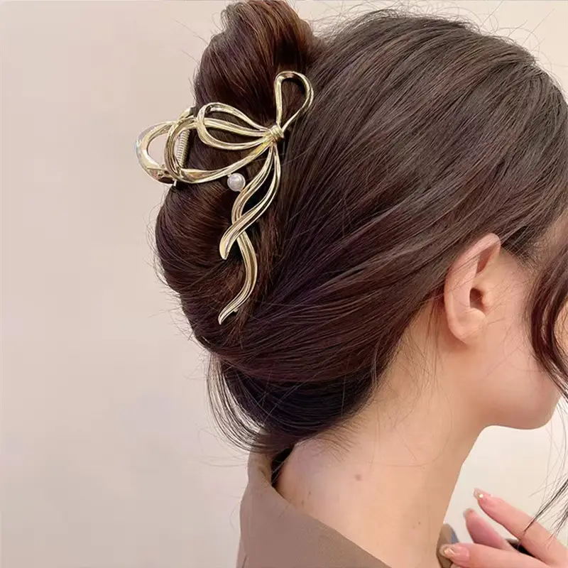 Elegant Gold Bow Hairpin for Women Summer 2023 - Image 5