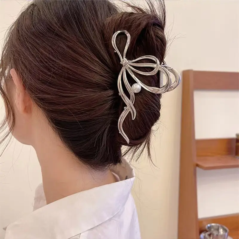 Elegant Gold Bow Hairpin for Women Summer 2023 - Image 7