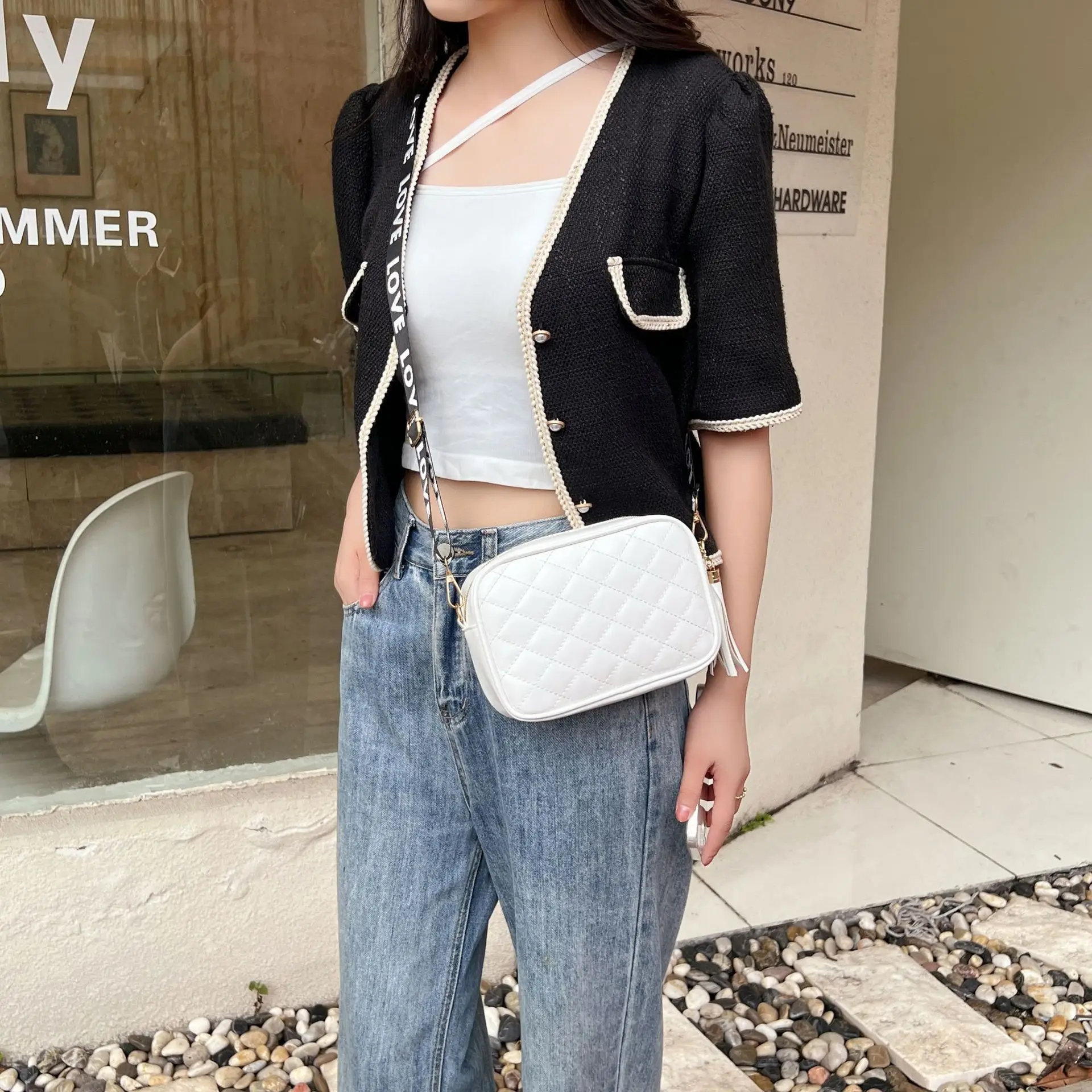 Women Rhombic Embroidered Crossbody Bag White 2023 - Image 8