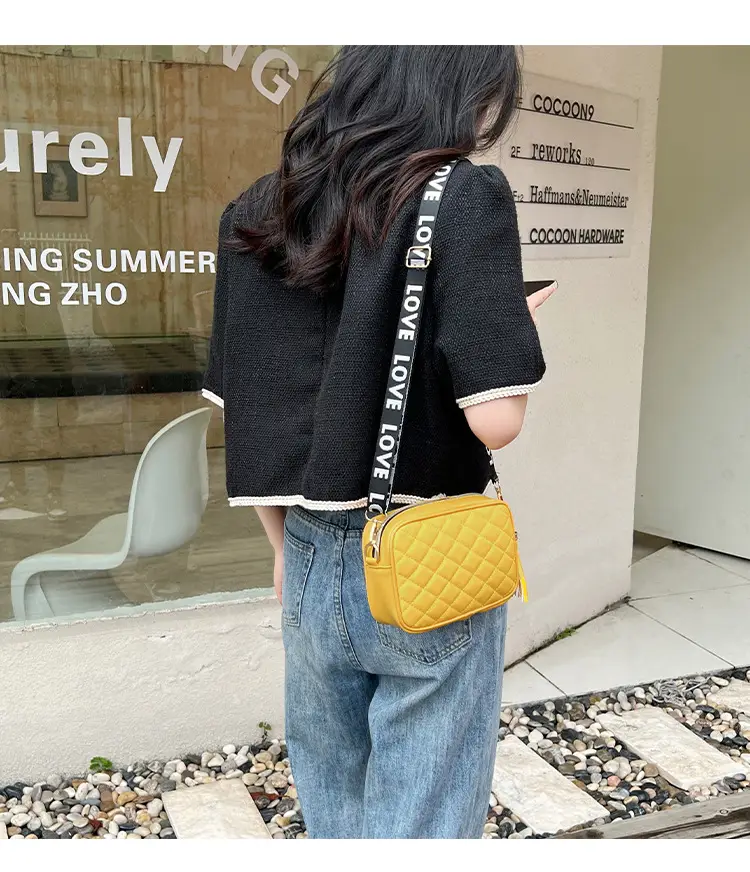 Women Rhombic Embroidered Crossbody Bag White 2023 — feature 21