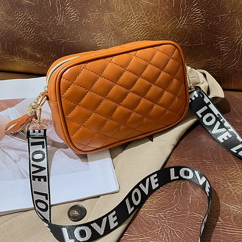 Women Rhombic Embroidered Crossbody Bag White 2023 - Image 3
