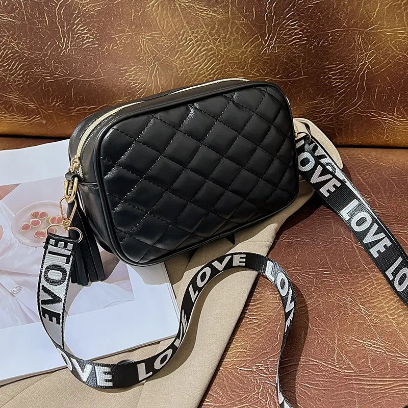 Women Rhombic Embroidered Crossbody Bag White 2023 - Image 4