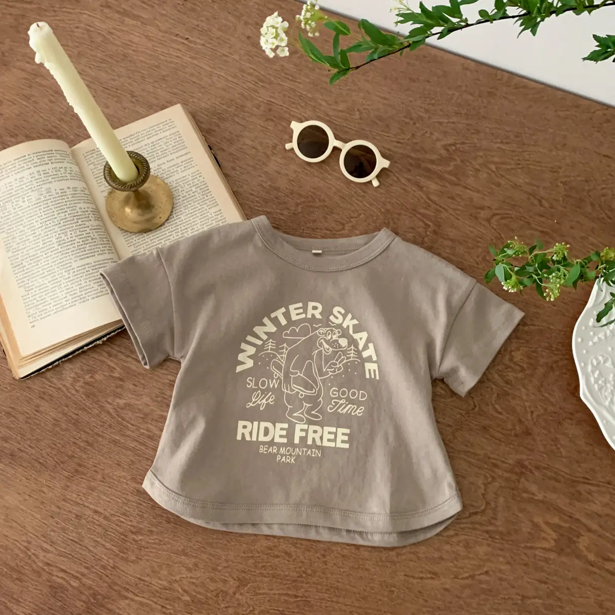 Winter Skate T-Shirt for Kids Girls Boys Cotton Cream — feature 18