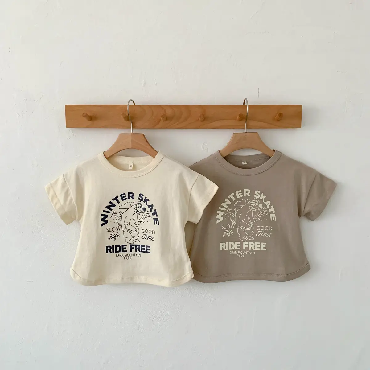 Winter Skate T-Shirt for Kids Girls Boys Cotton Cream — feature 2