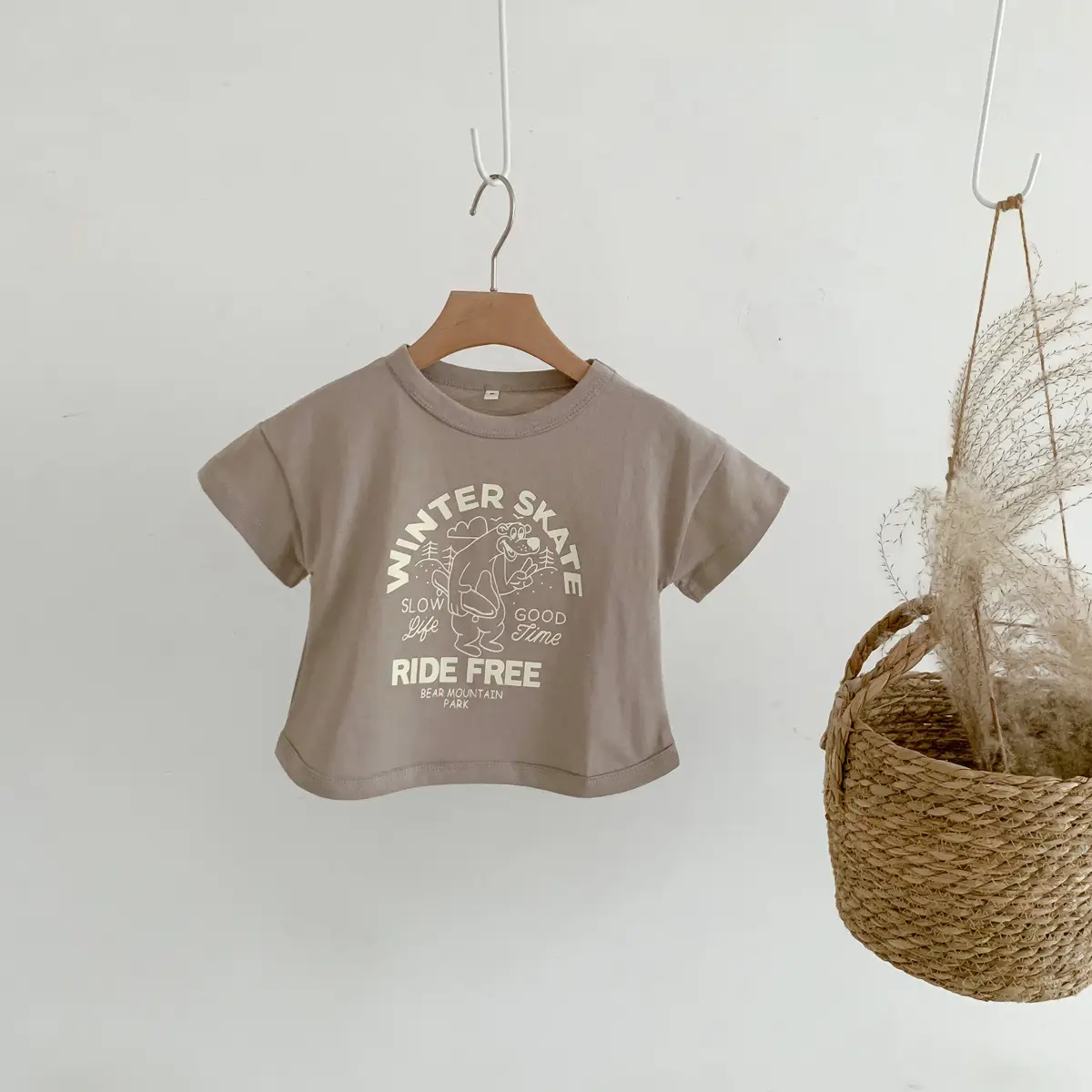 Winter Skate T-Shirt for Kids Girls Boys Cotton Cream — feature 8