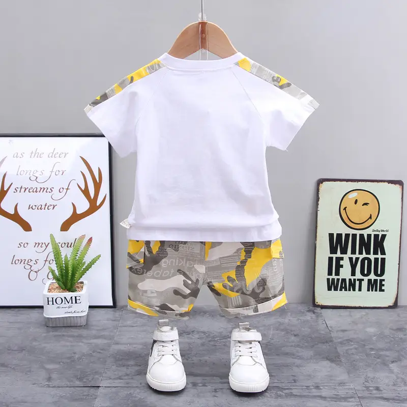 2023 Boys Camouflage Pocket T-Shirt Shorts Set - Image 3