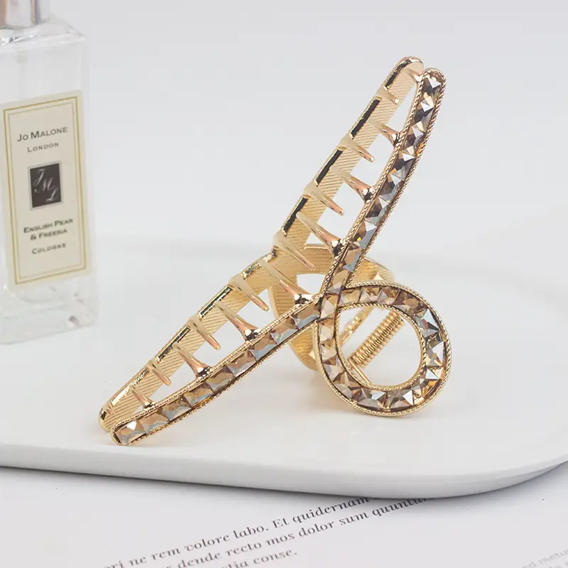New Temperament Shark Clip Hairpin Clip Gold — feature 5