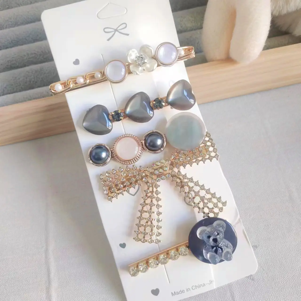 Korean Feather Hairpin Set with Star & Pearl Accessories - Image 7