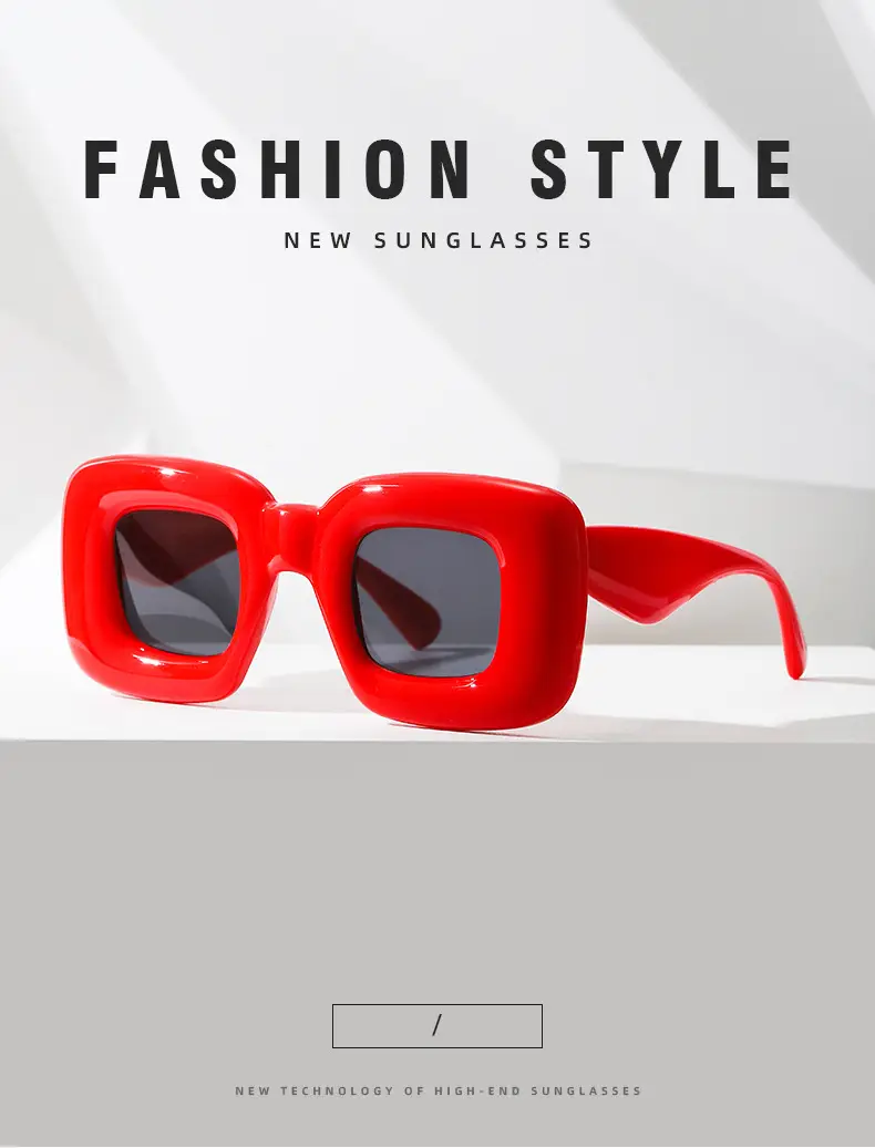 Square Catwalk Eyewear Black Y2K Sunglasses — feature 11